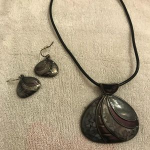 Lia Sophia necklace and earrings